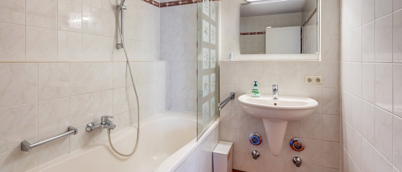 квартира München Maxvorstadt - Westen 01 ванная комната 3764