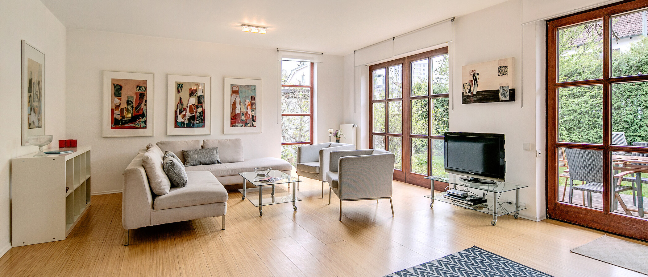 дом München Kleinhadern 01 гостиная 3822