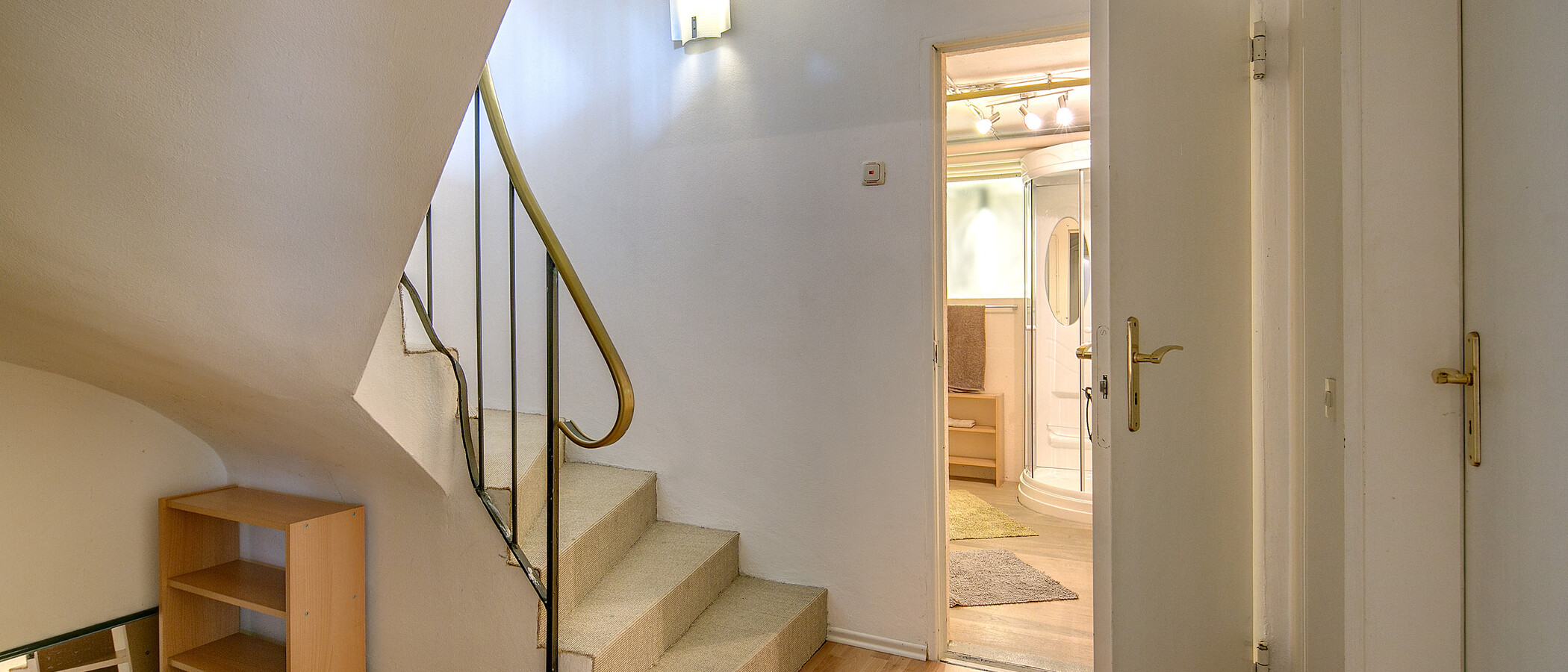 дом München Kleinhadern 07 коридор 3822