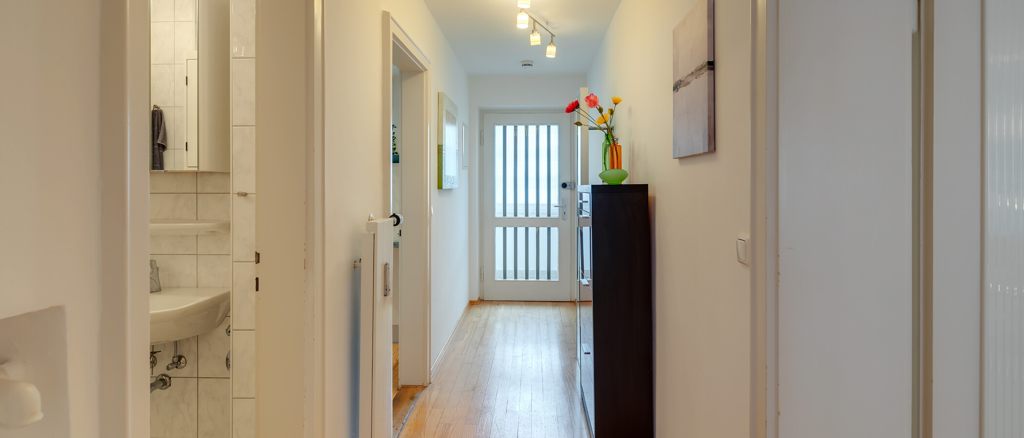 квартира München Schwabing-West (rund um den Hohenzollernplatz) 01 коридор 3827