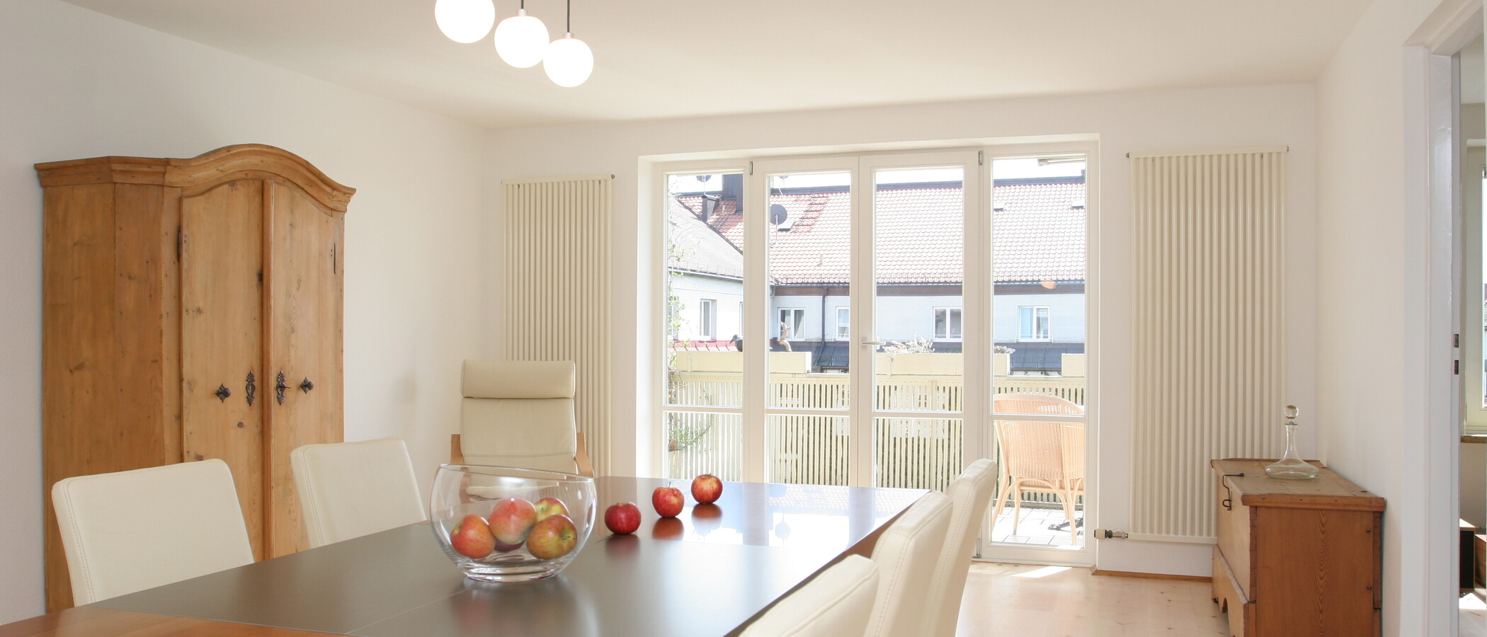 мансардная квартира München Lehel 02 столовая 3850