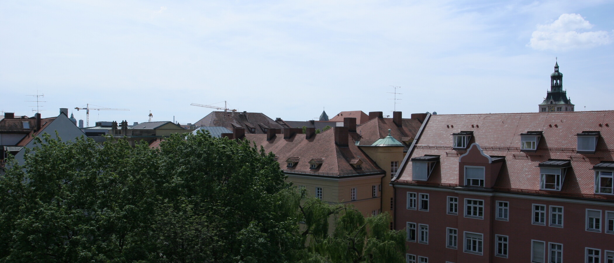 мансардная квартира München Lehel 01 вид из окна 3850