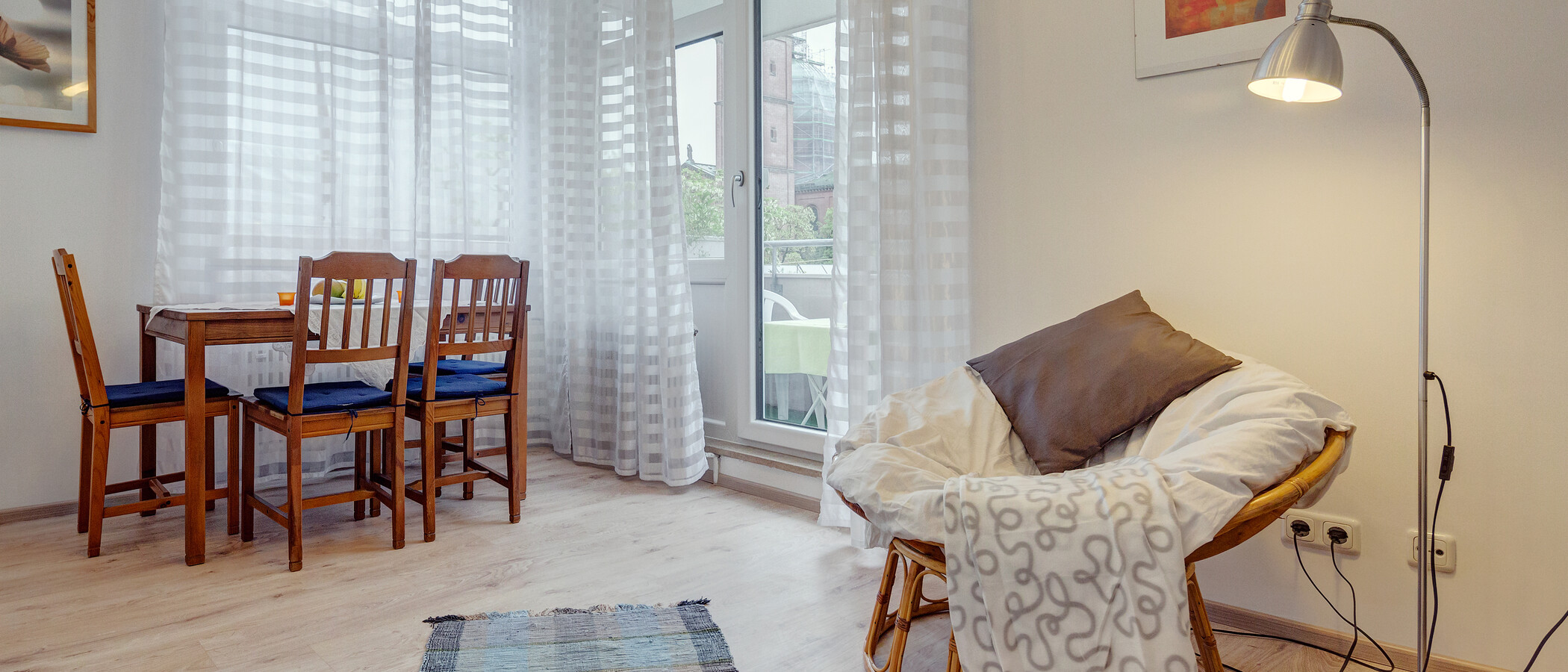квартира München Schwabing (links der Leopoldstraße) 04 гостиная 386