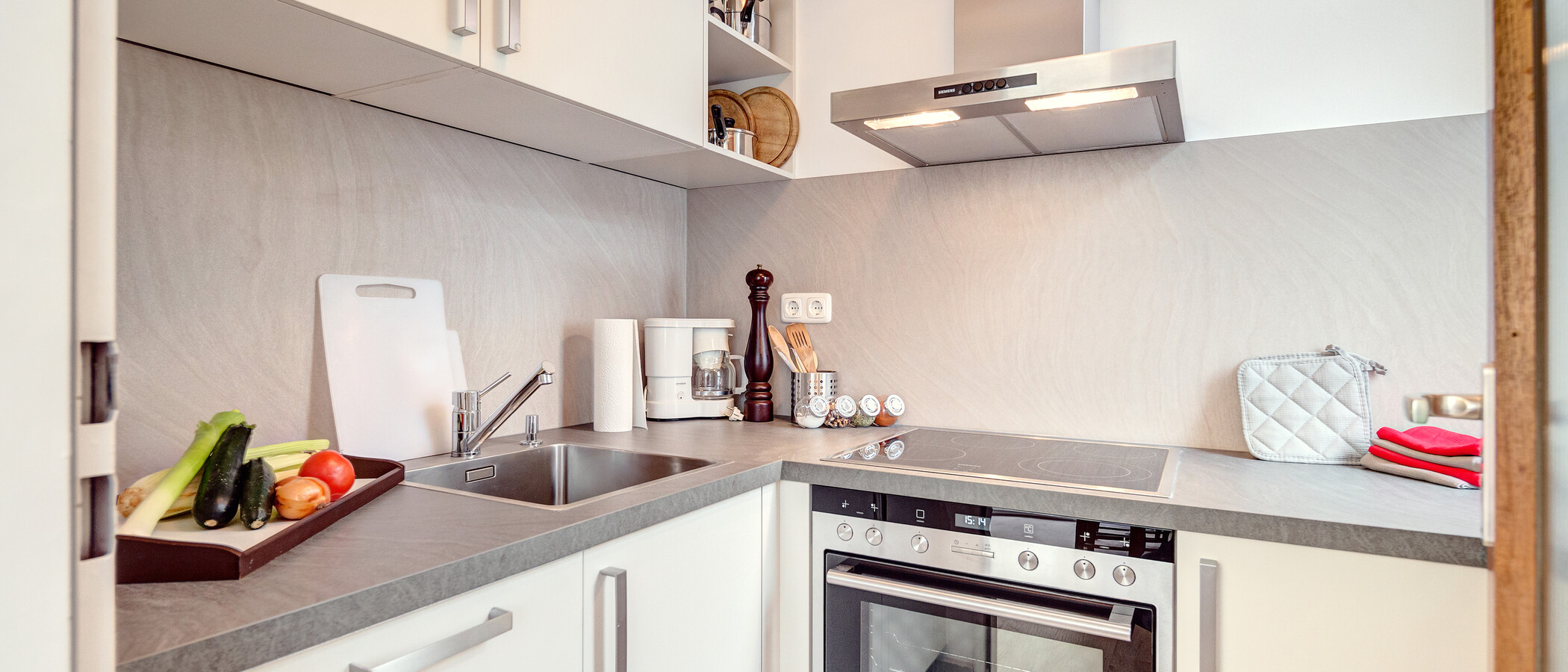 квартира München Schwabing (links der Leopoldstraße) 01 кухня 386