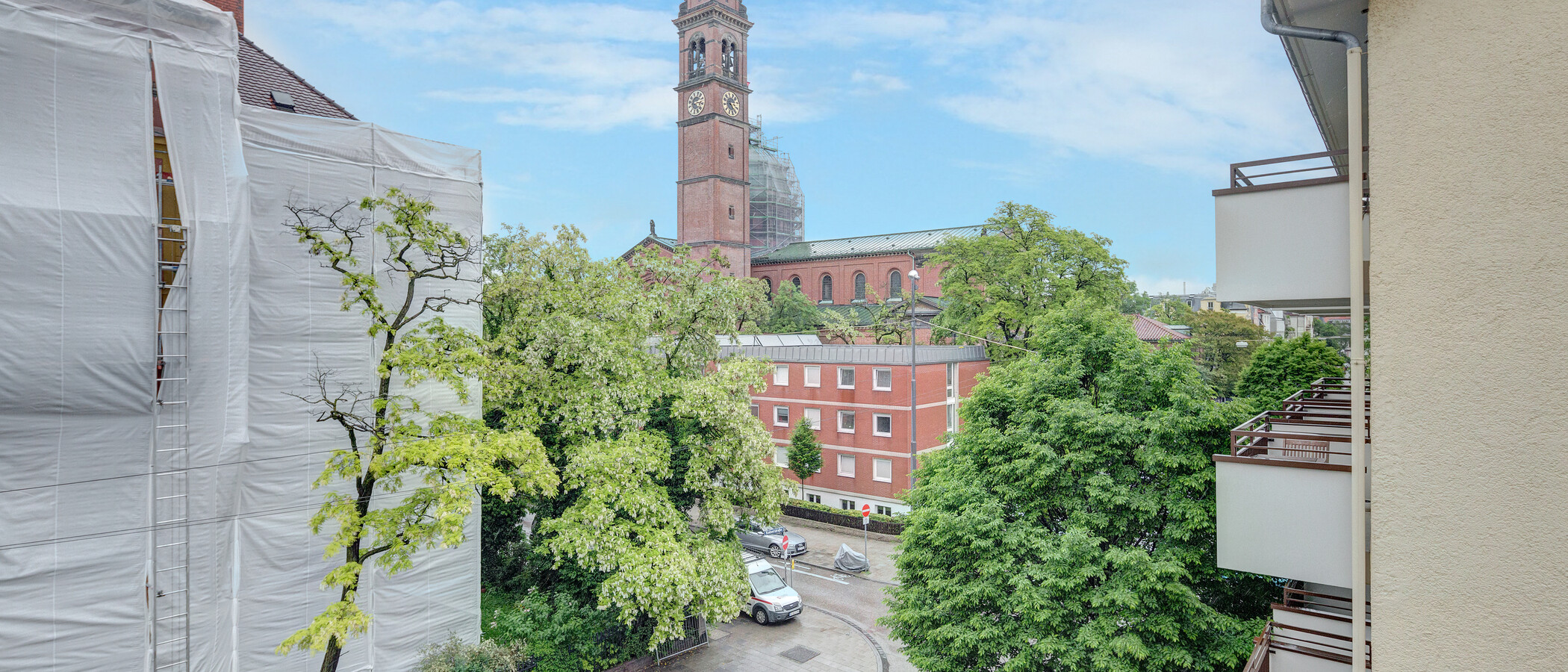 квартира München Schwabing (links der Leopoldstraße) 02 вид из окна 386