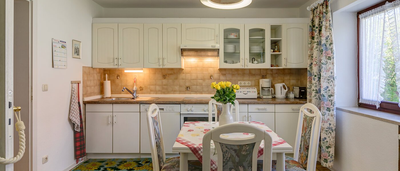 квартира München Moosach 01 кухня 402