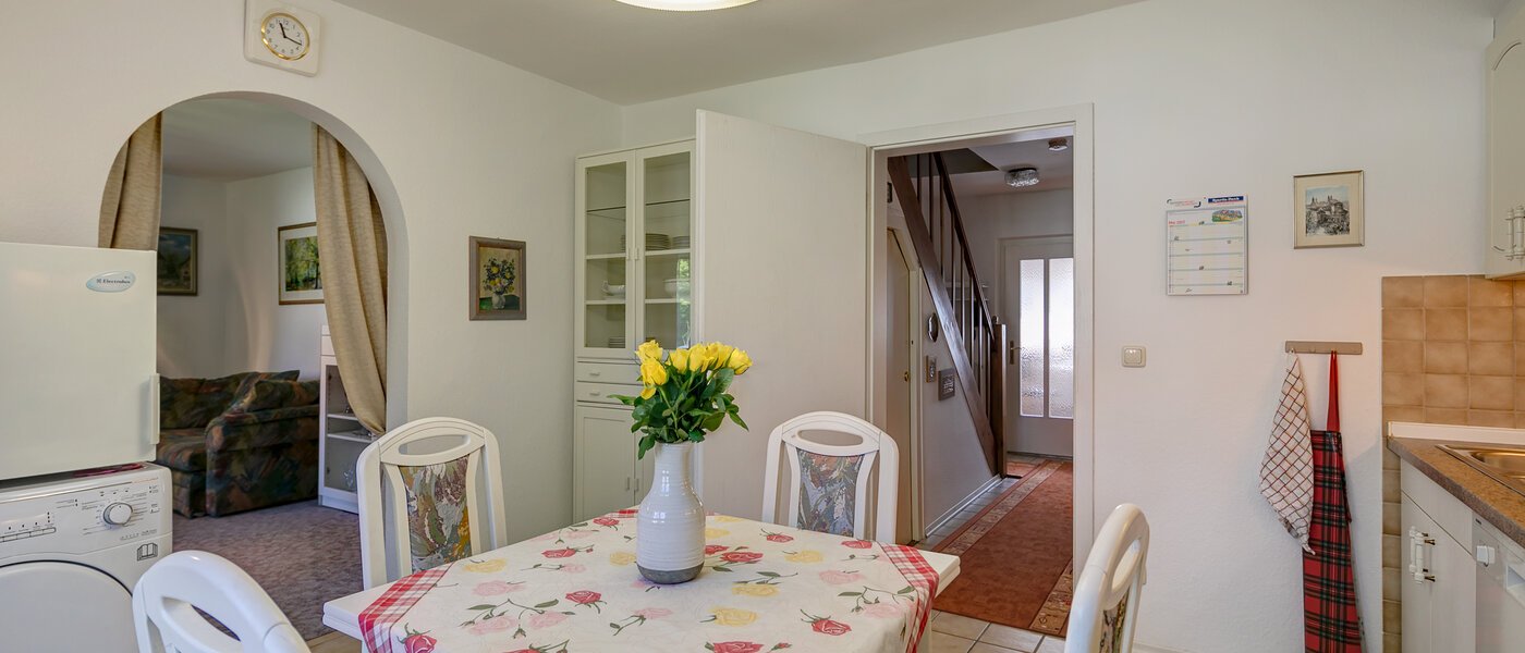 квартира München Moosach 05 кухня 402