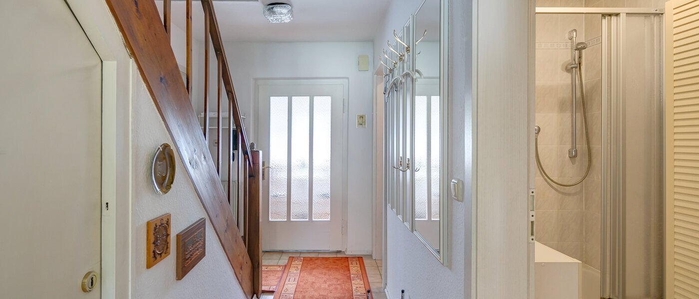 квартира München Moosach 01 коридор 402