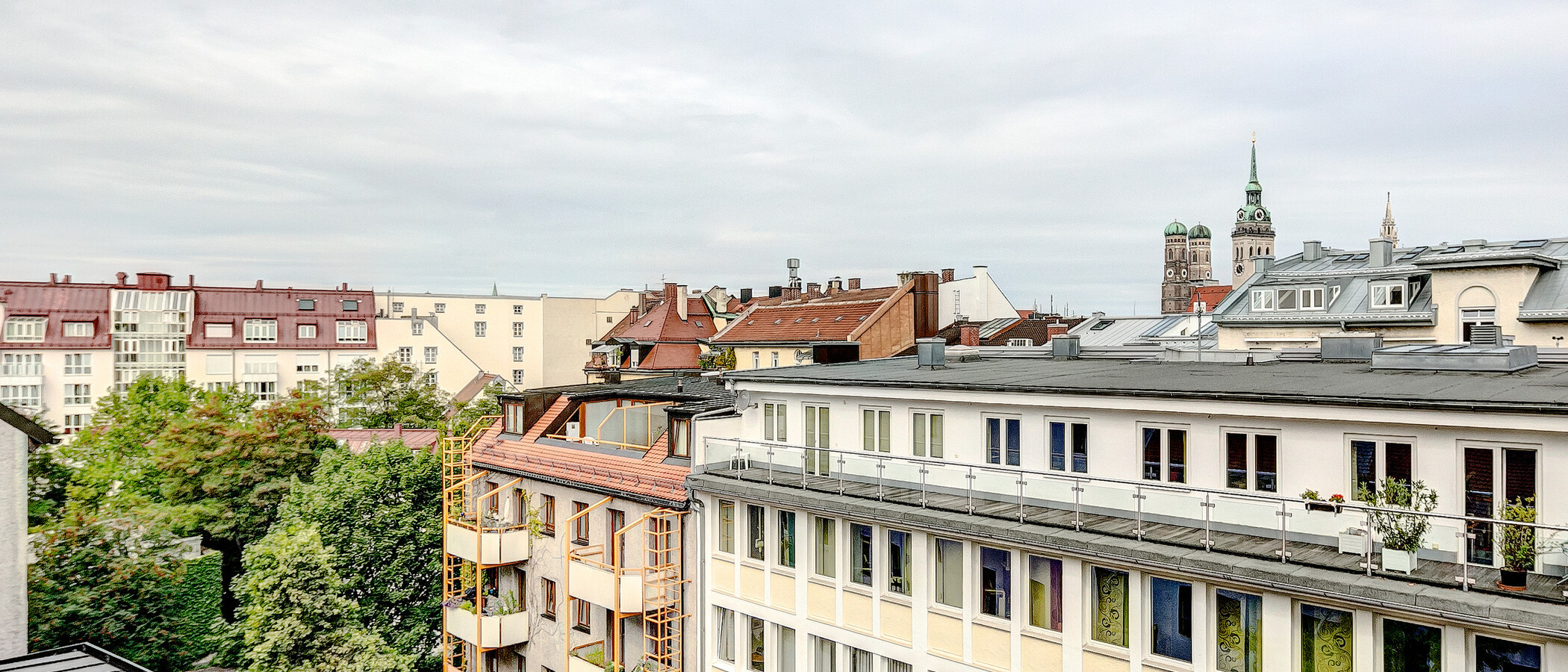 мансардная квартира München Gärtnerplatzviertel 03 вид из окна 4036