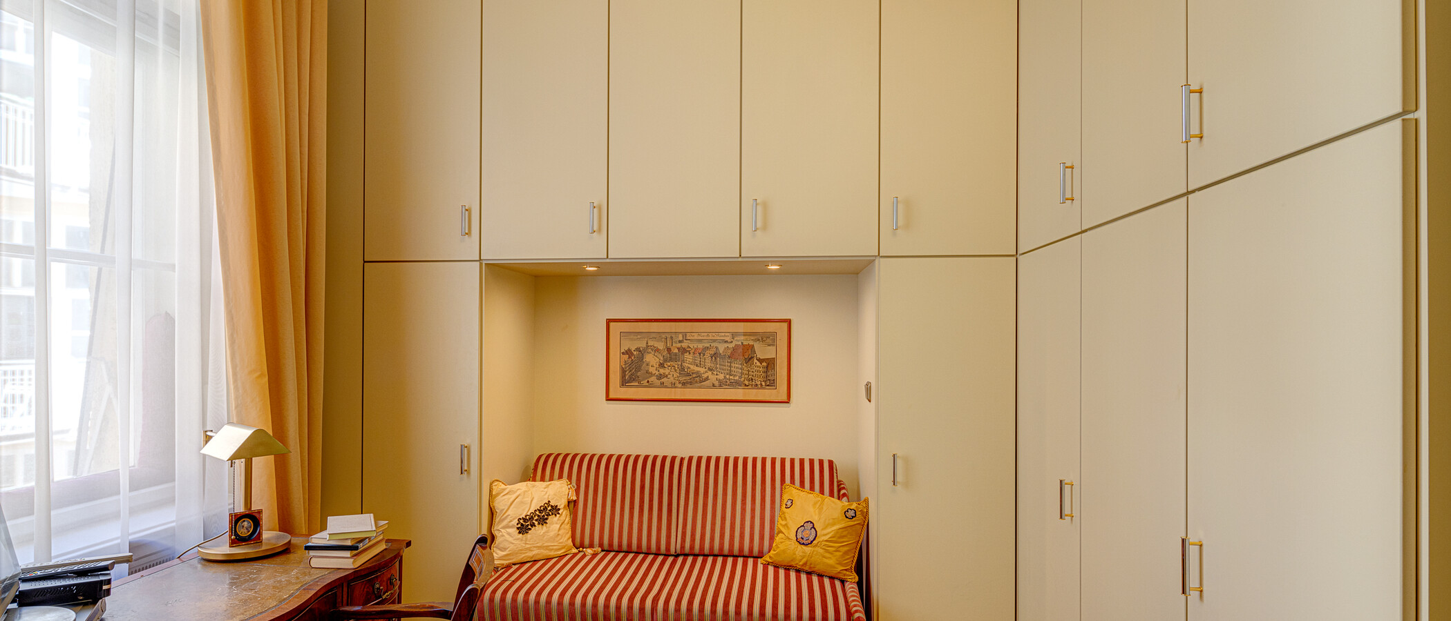 квартира München Lehel 02 гостевая комната 4093