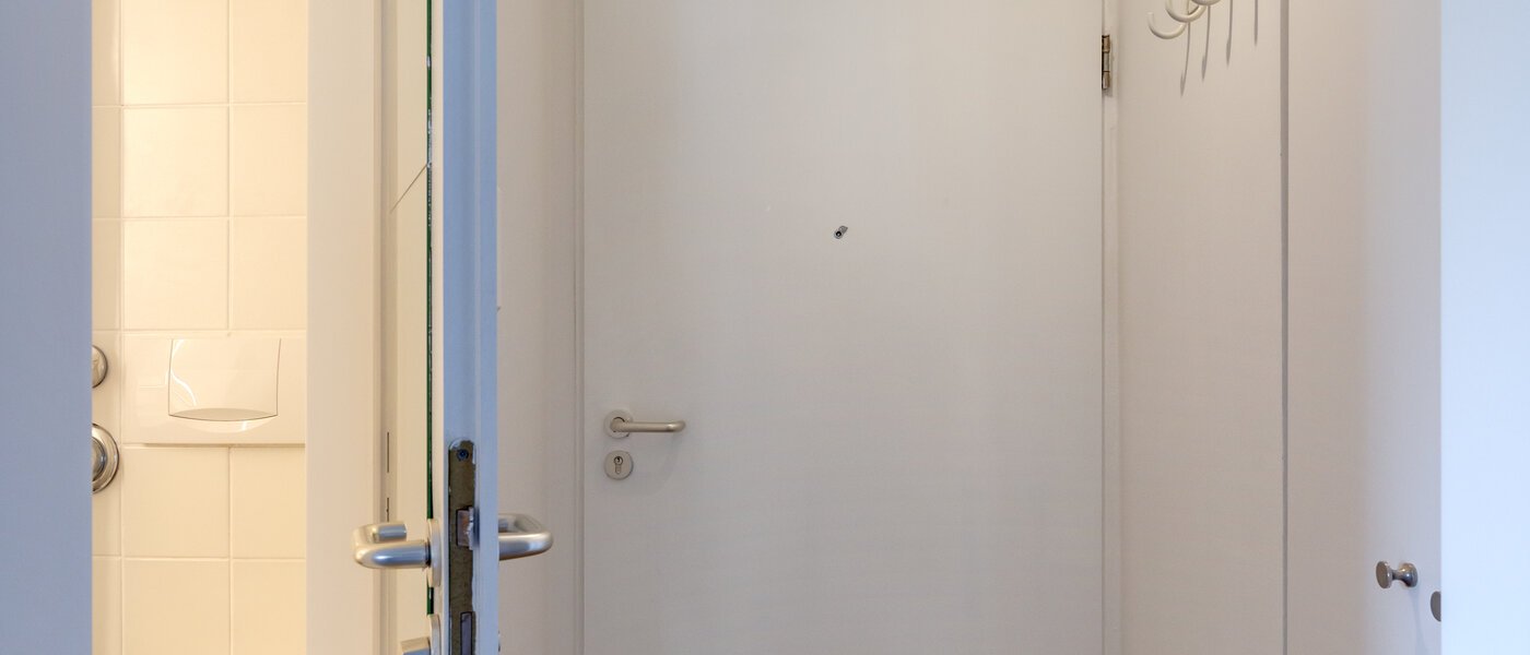 квартира München Schwabing-West 01 коридор 4159