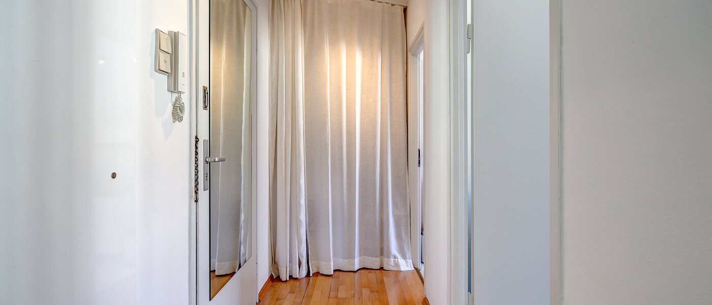 квартира München Maxvorstadt - Rund um den Josephplatz 02 коридор 4228