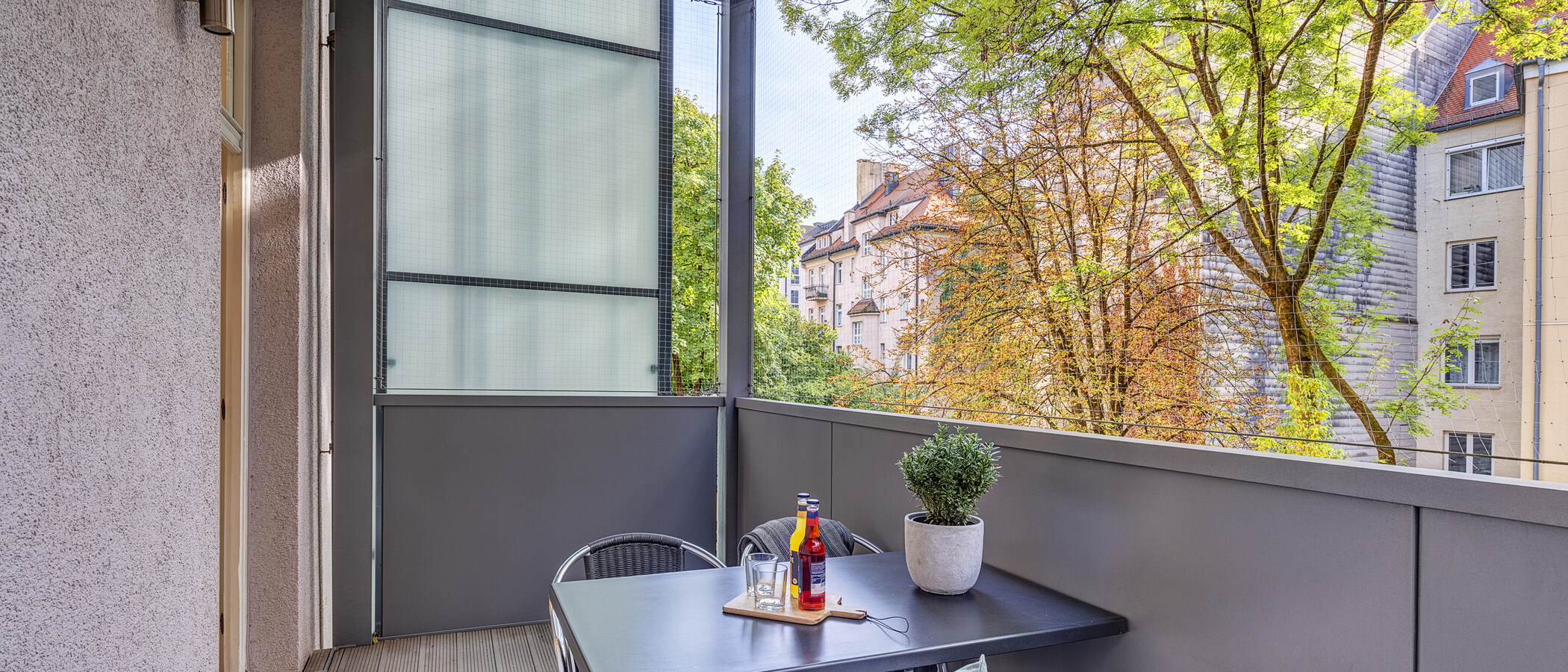 квартира München Maxvorstadt - Rund um den Josephsplatz 01 балкон 4242