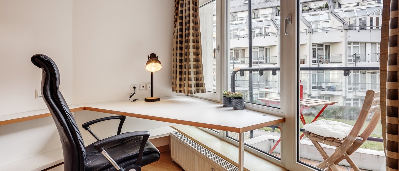 квартира München Maxvorstadt - Museumsviertel 01 Офис 4250