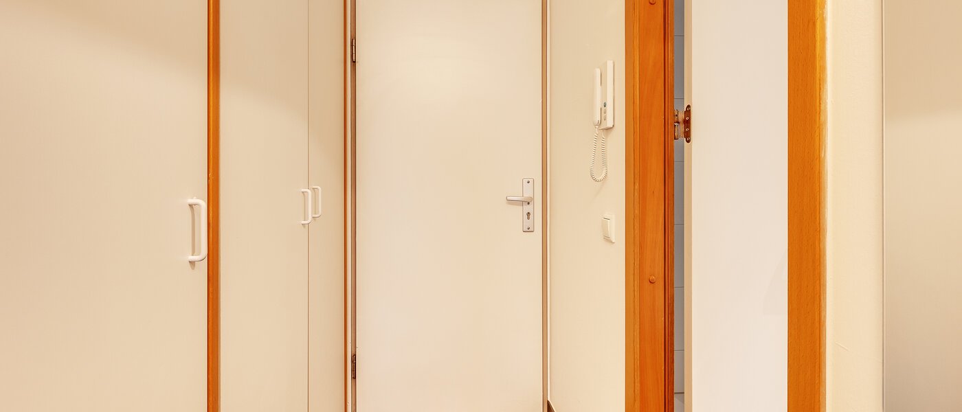 квартира München Maxvorstadt - Museumsviertel 01 коридор 4250