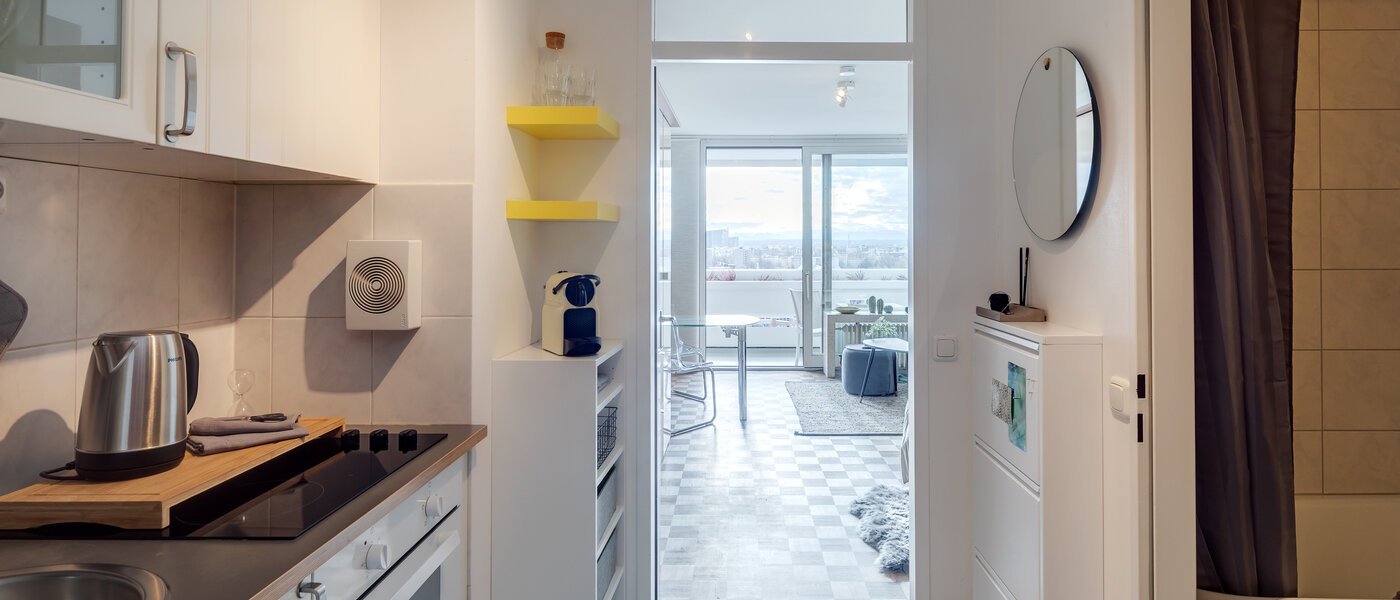 квартира München Arabellapark 02 коридор 4263