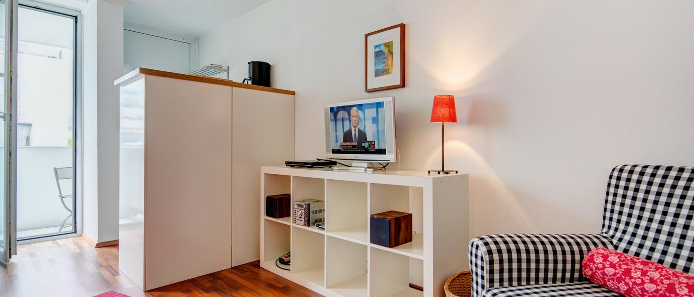 квартира München Neuhausen 04 гостиная 4307