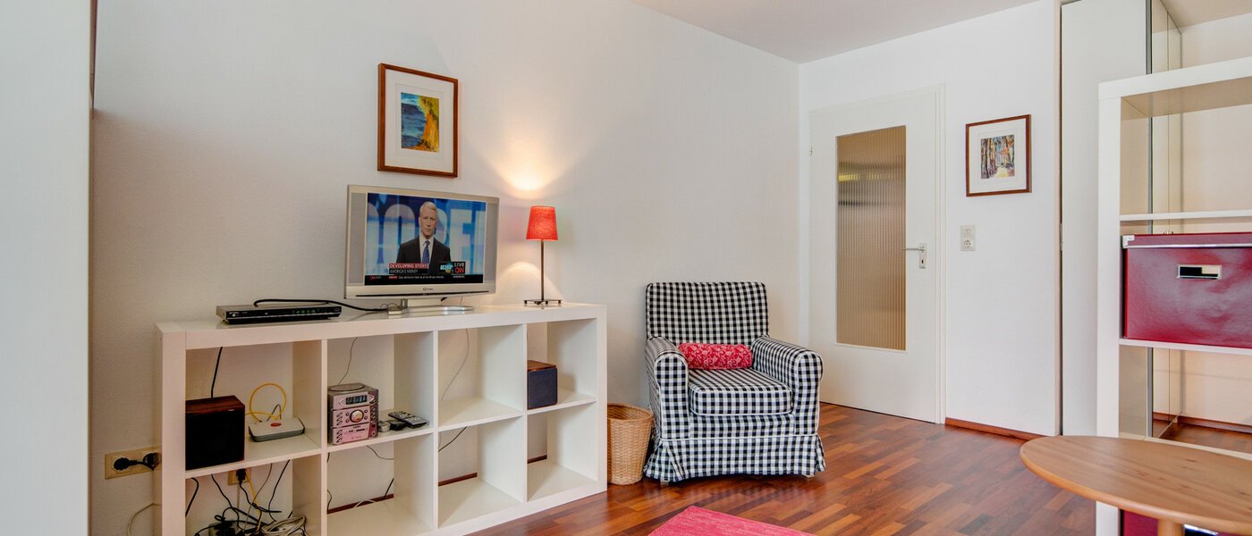 квартира München Neuhausen 05 гостиная 4307