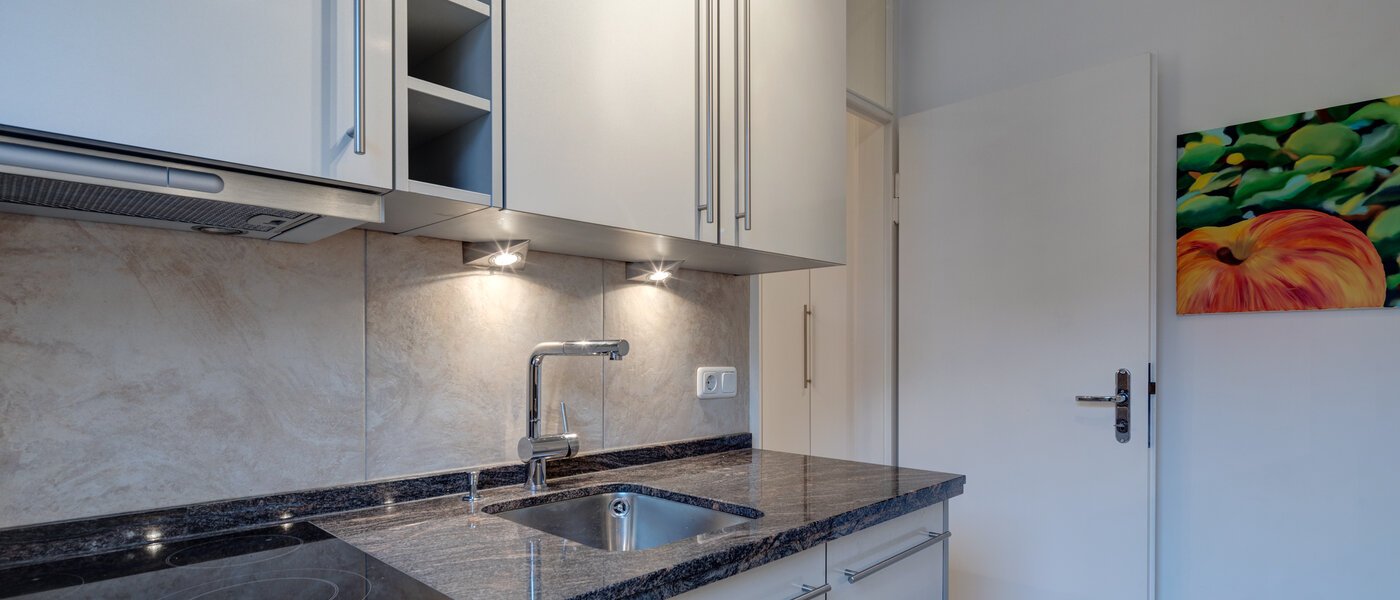 квартира München Schwabing-West (rund um den Hohenzollernplatz) 01 кухня 4311