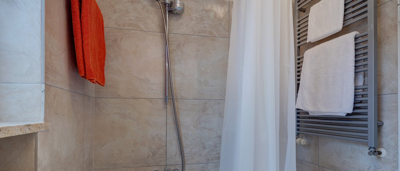 квартира München Schwabing-West (rund um den Hohenzollernplatz) 03 ванная комната 4311