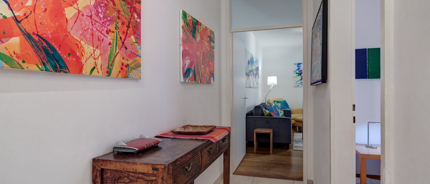 квартира München Schwabing-West (rund um den Hohenzollernplatz) 01 коридор 4311