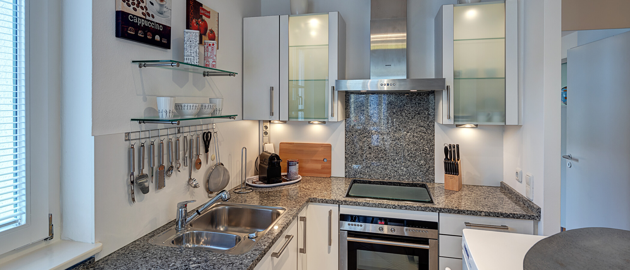 квартира München Schwabing (rechts der Leopoldstraße) 02 кухня 4338