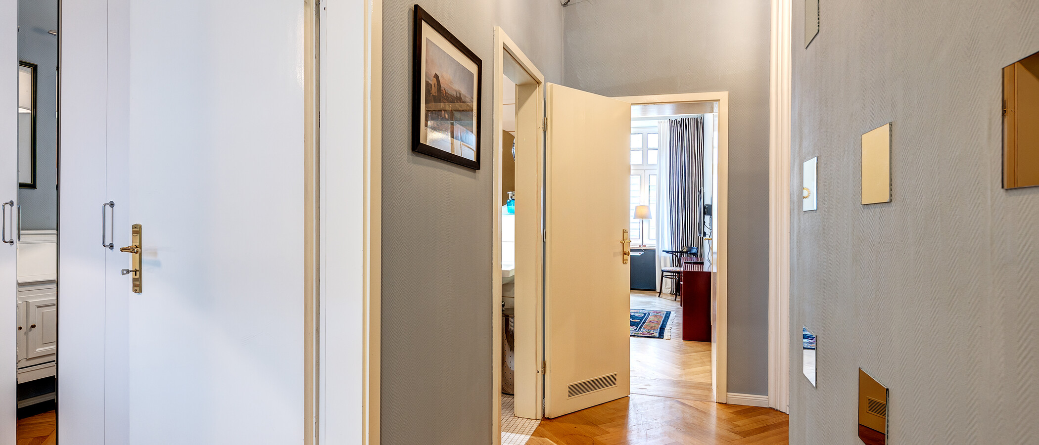 квартира München Lehel 04 коридор 4375