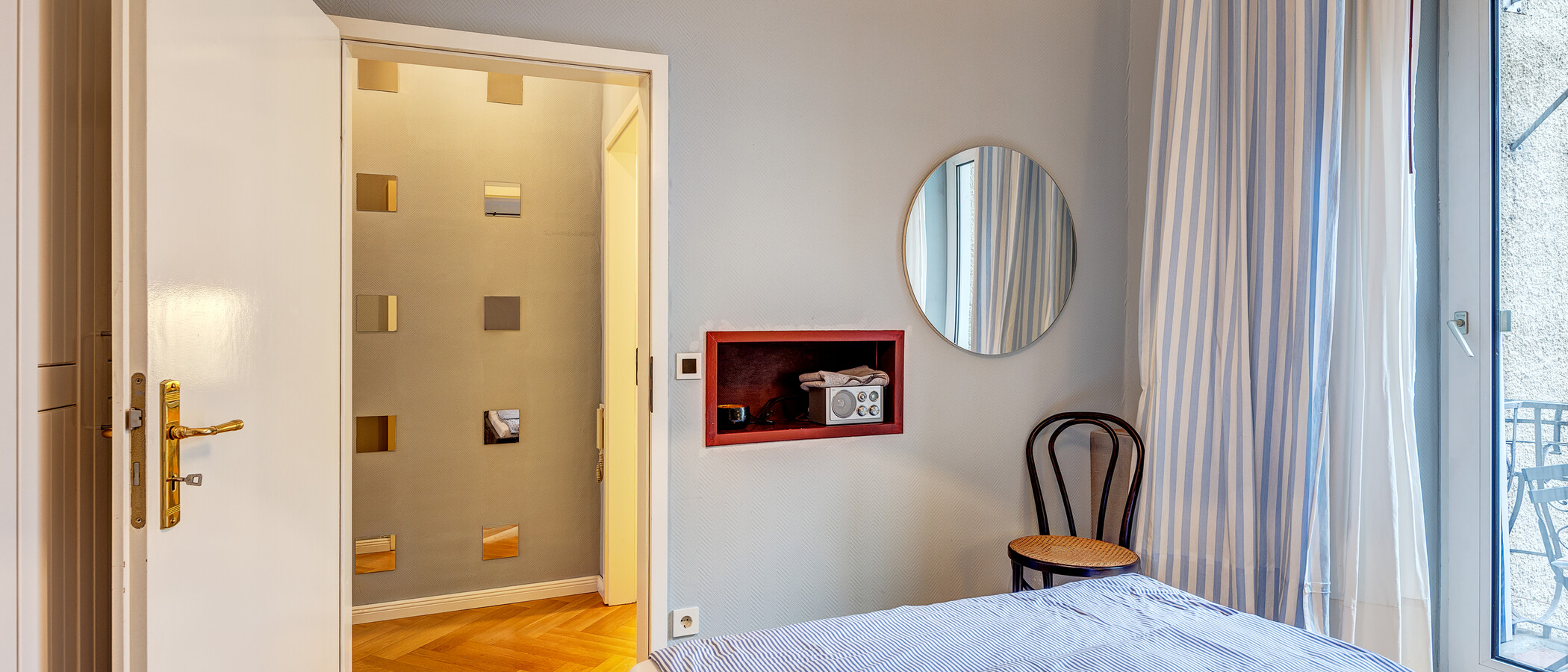 квартира München Lehel 02 спальная комната 4375