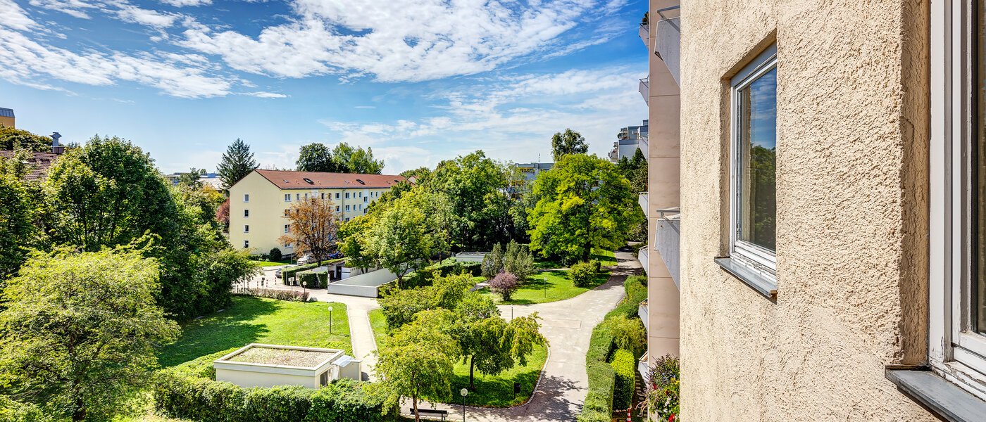 квартира München Sendling-Westpark 02 вид из окна 4419