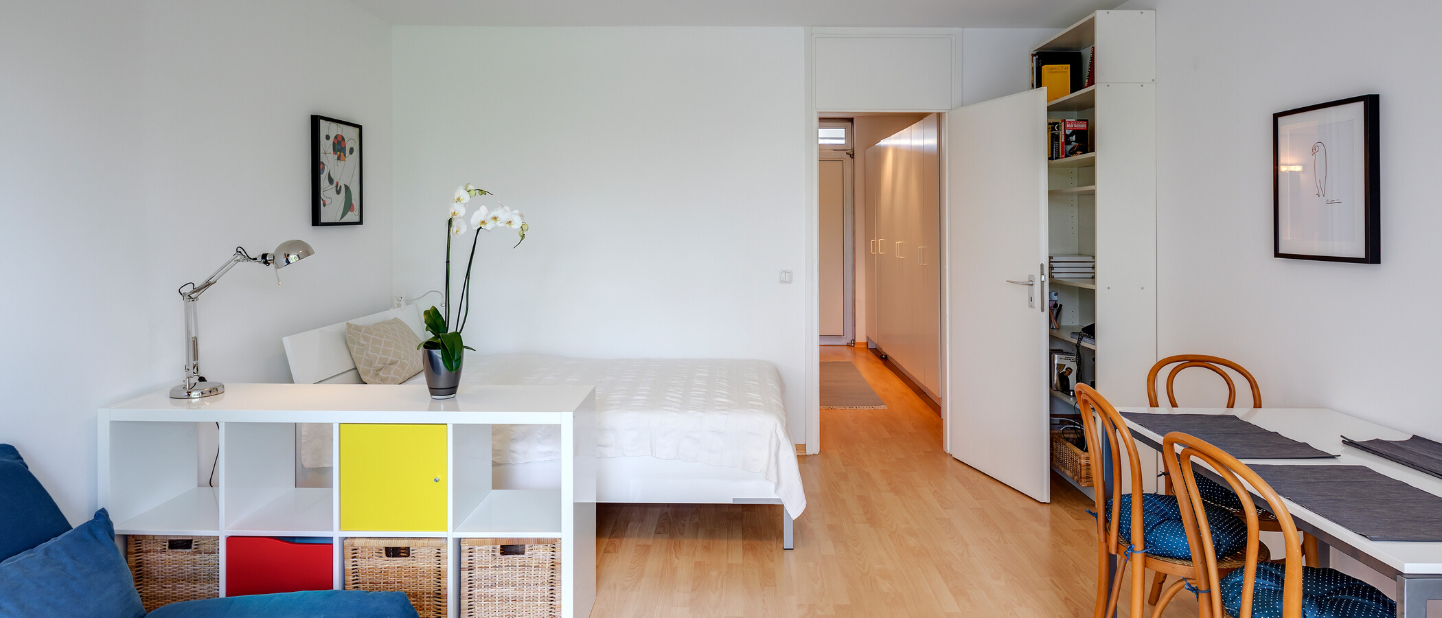 квартира München Schwabing-Nord (zw. Leopoldstraße & Englischen Garten) 03 гостиная 4452