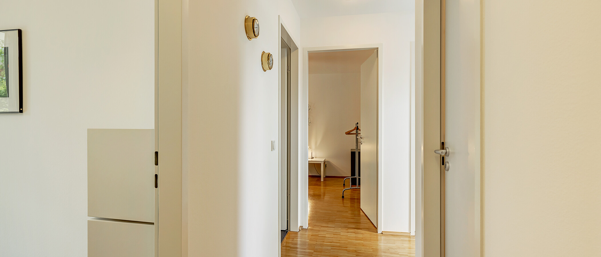 квартира с садом München Schwanthalerhöhe 03 коридор 4454