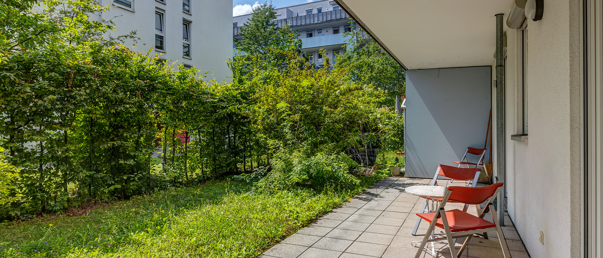 квартира с садом München Schwanthalerhöhe 01 сад 4454