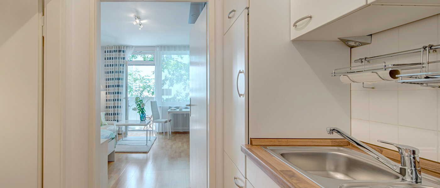 квартира München Schwabing-West (rund um den Hohenzollernplatz) 01 коридор 4507