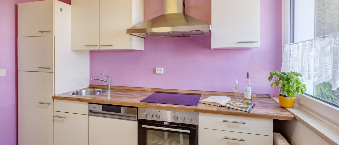 квартира München Neuperlach 01 кухня 4521