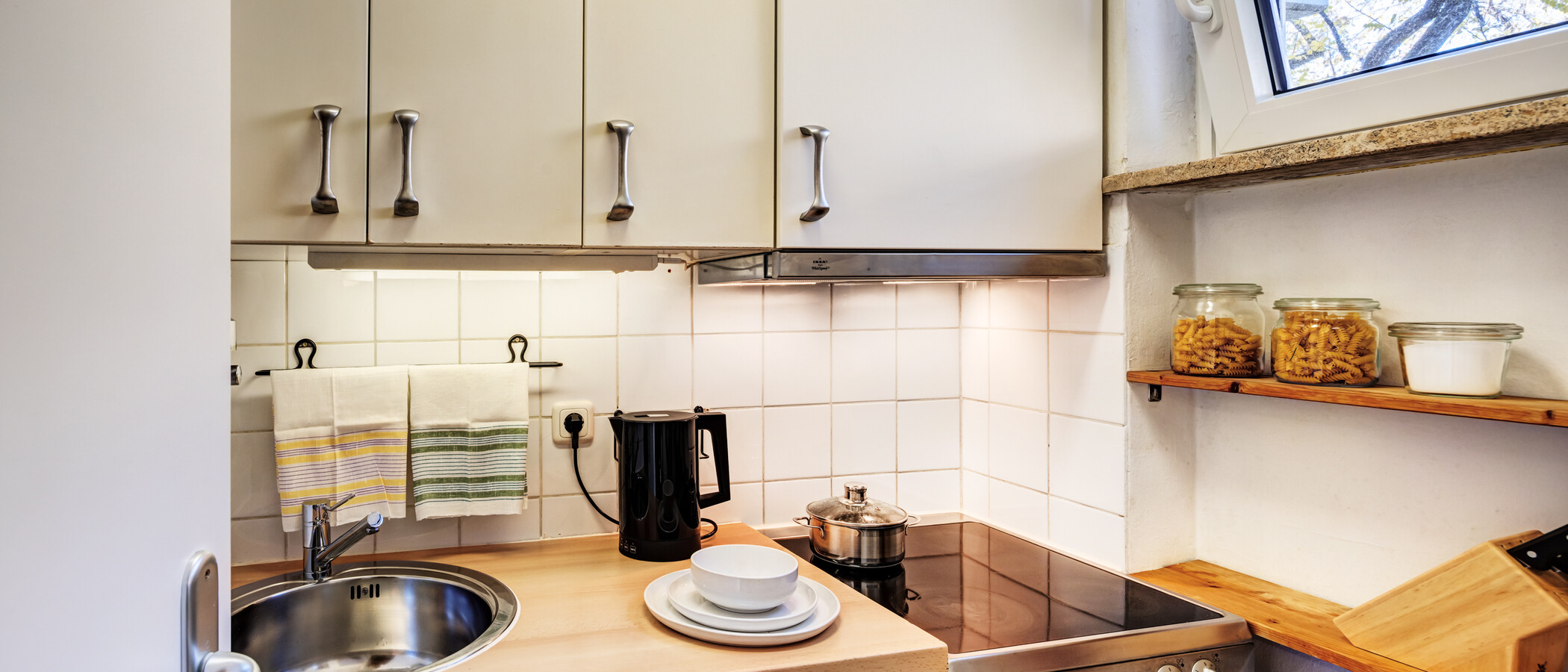 квартира München Neuhausen 01 кухня 4612
