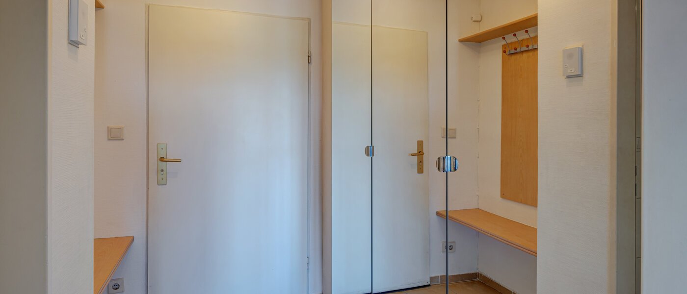 квартира München Milbertshofen 01 коридор 4628