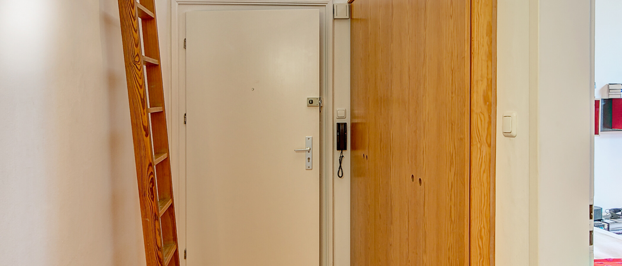 квартира München Schwabing (links der Leopoldstraße) 01 коридор 4661