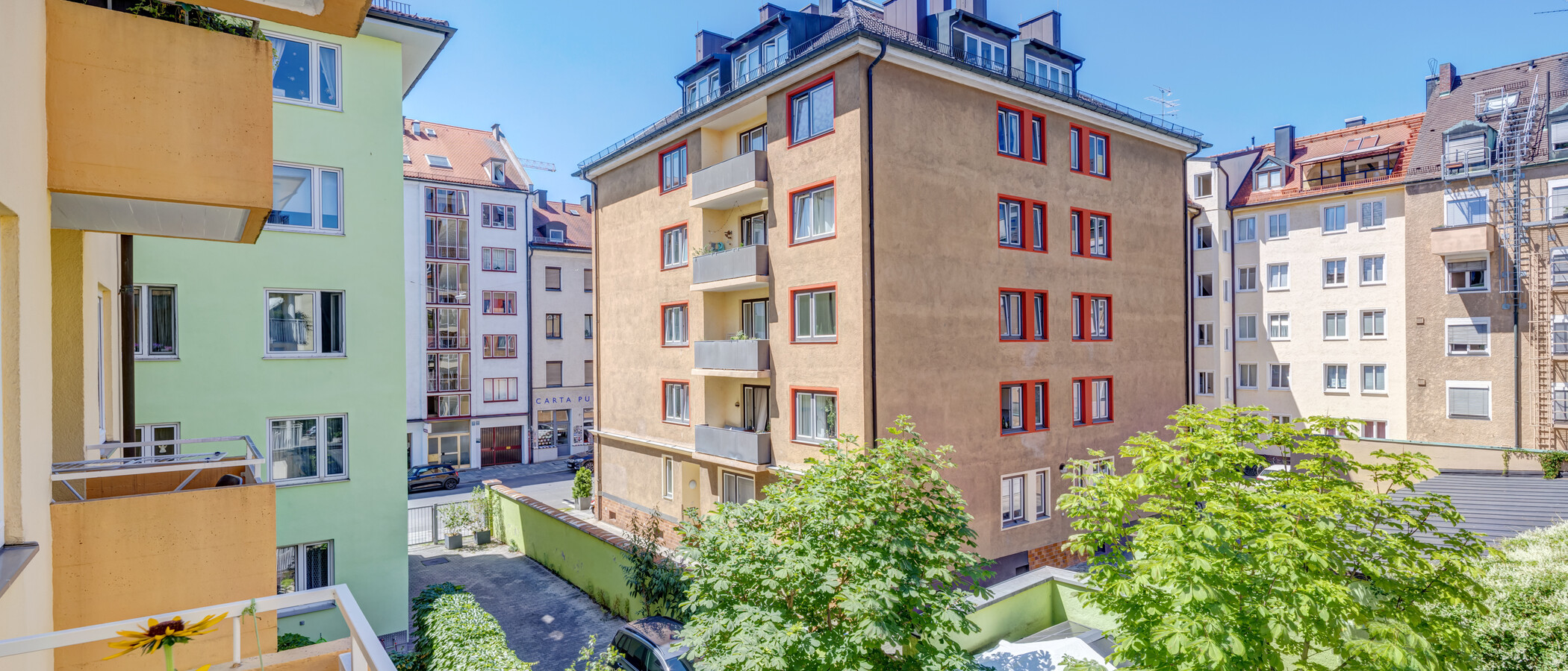 квартира München Maxvorstadt - Universitätsviertel 01 вид из окна 4668