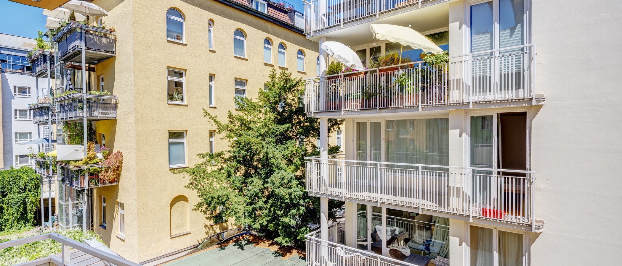 квартира München Maxvorstadt - Universitätsviertel 02 вид из окна 4668