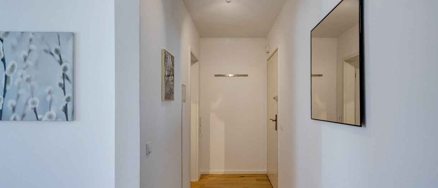 квартира München Nymphenburg-Gern 01 коридор 4670