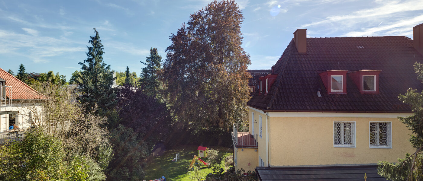 квартира München Nymphenburg-Gern 01 вид из окна 4670
