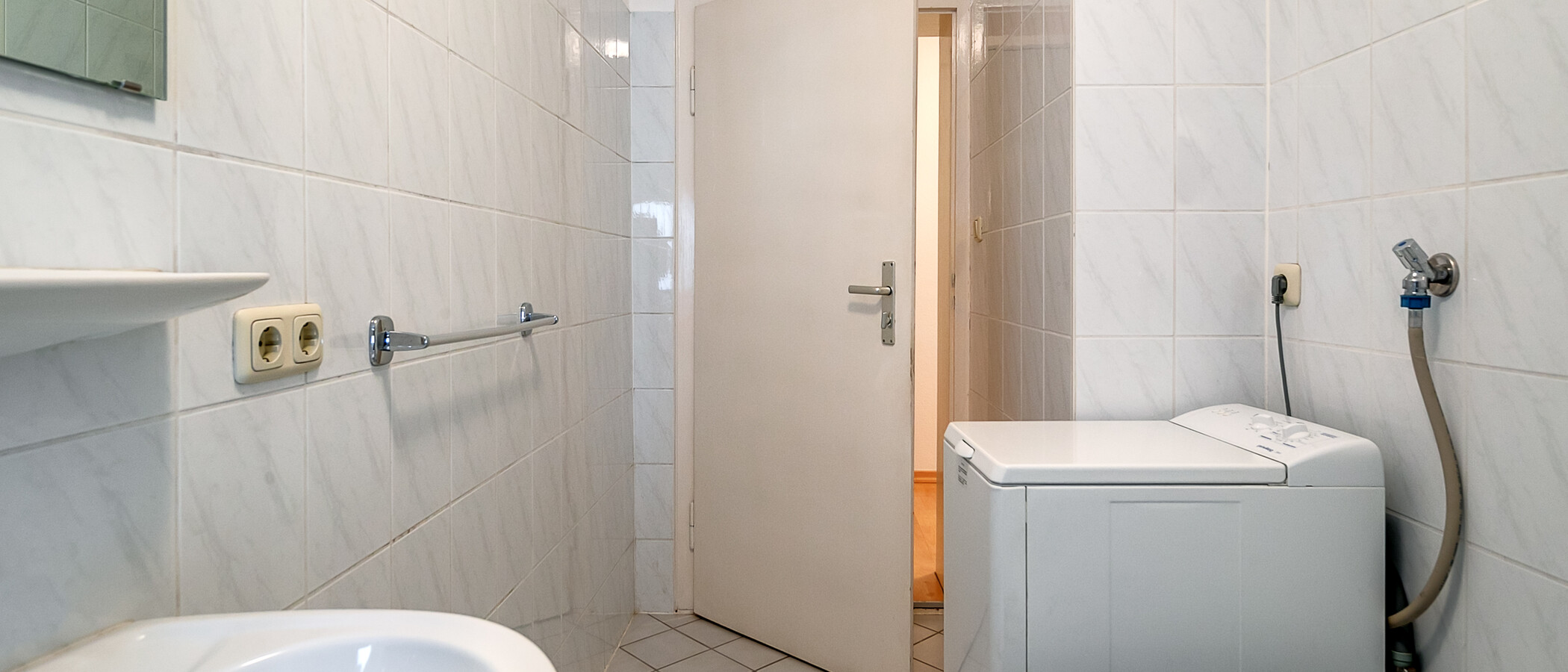 квартира München Schwabing-West (rund um den Hohenzollernplatz) 02 ванная комната 4679