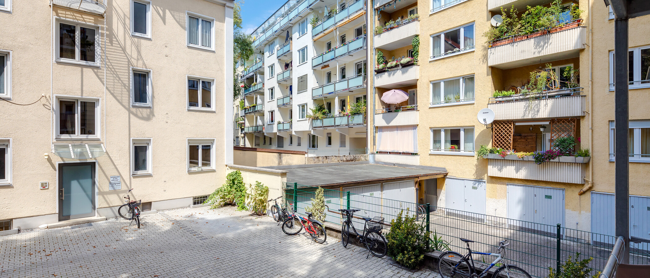 квартира München Schwabing-West (rund um den Hohenzollernplatz) 01 вид из окна 4679