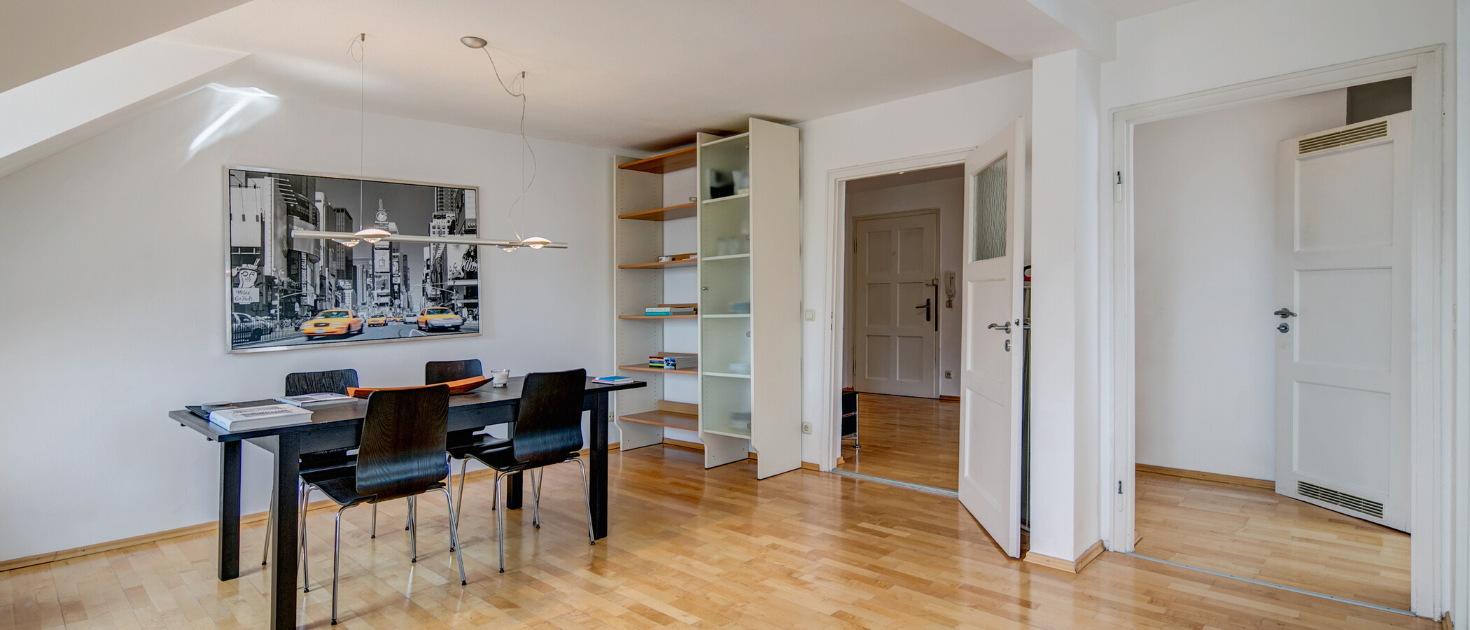 мансардная квартира München Maxvorstadt - Rund um den Josephsplatz 04 гостиная 4683
