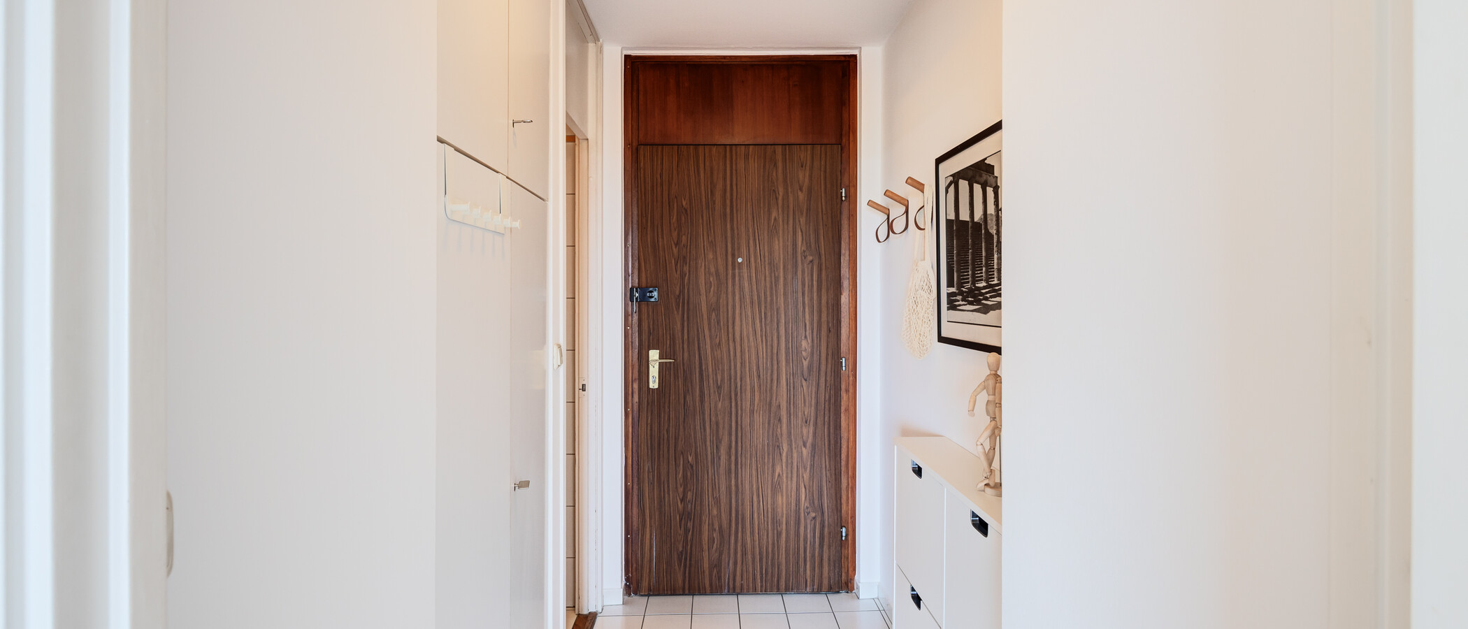 квартира München Schwabing 02 коридор 4700