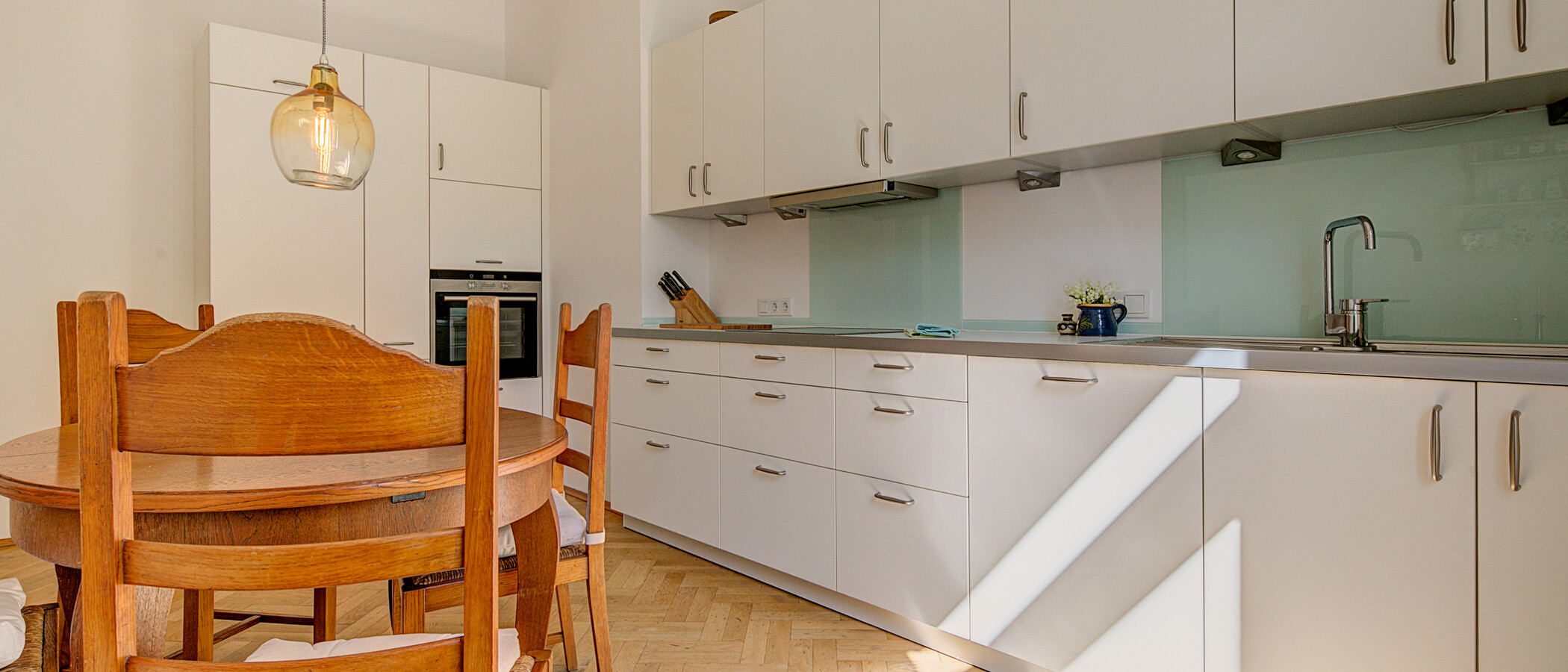 квартира München Isarvorstadt 02 кухня 4713