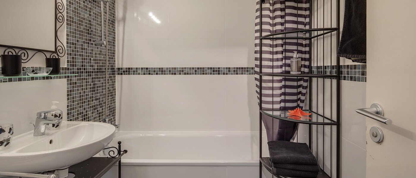 квартира München Schwabing (rechts der Leopoldstraße) 02 ванная комната 4730