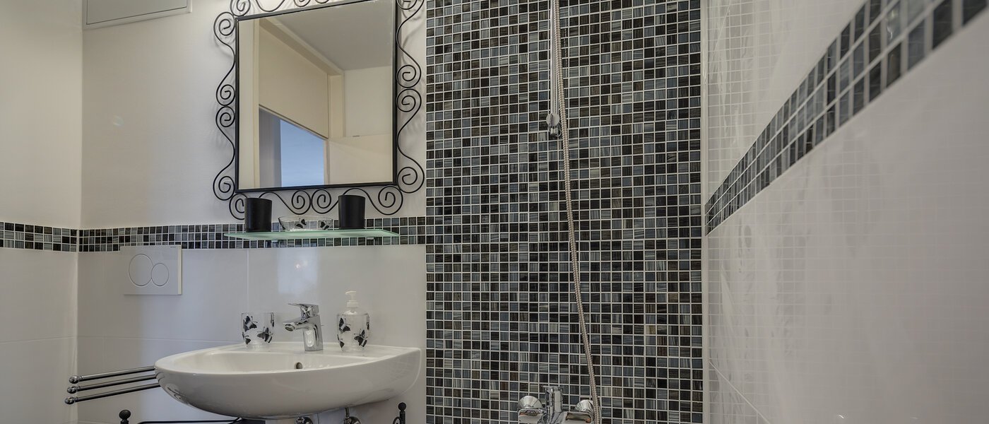 квартира München Schwabing (rechts der Leopoldstraße) 03 ванная комната 4730