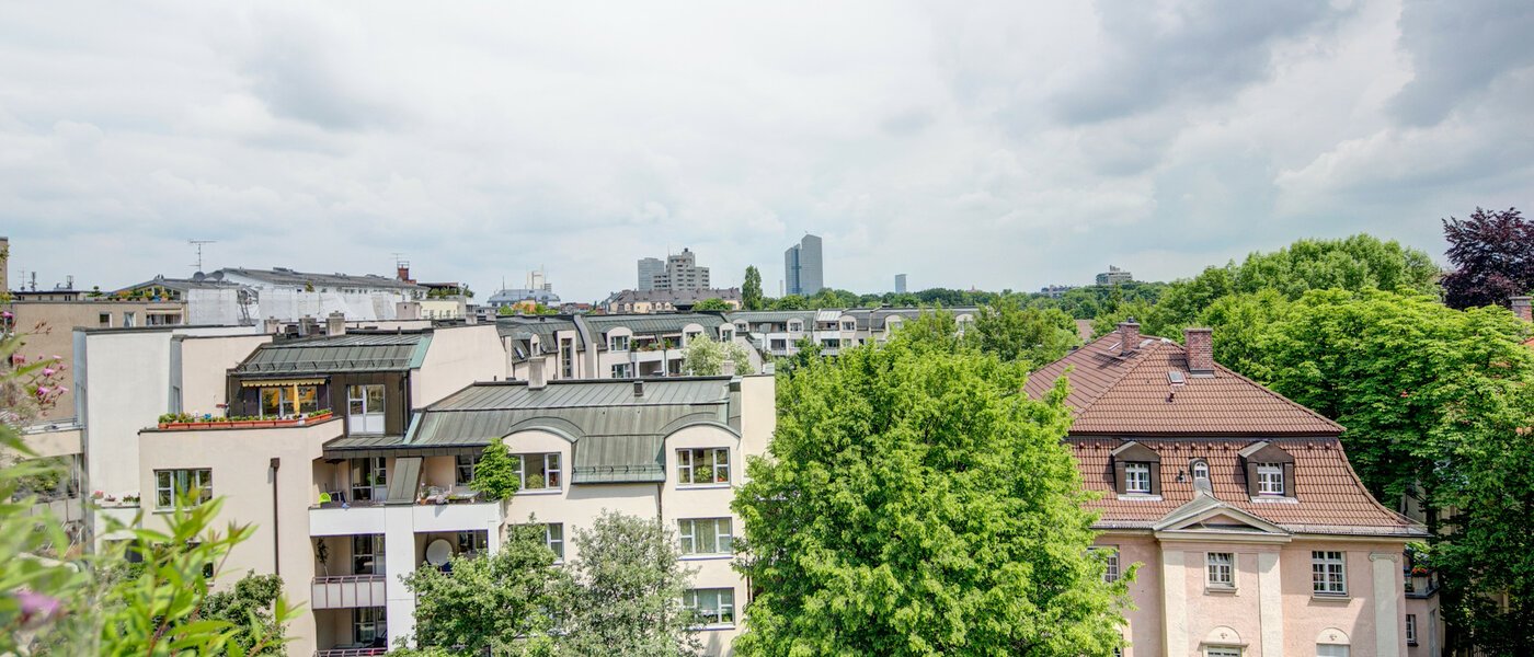 квартира München Schwabing (rechts der Leopoldstraße) 02 вид из окна 4730