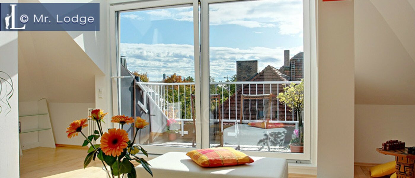 мансардная квартира München Maxvorstadt - Rund um den Josephplatz 02 гостиная 4768